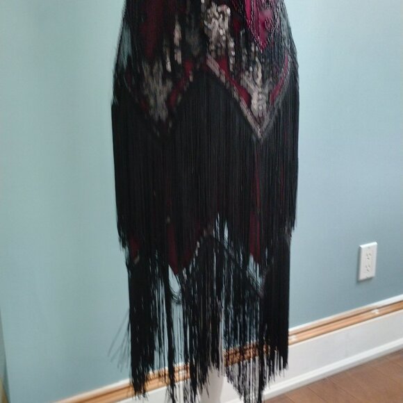 Red & Black Fringed, Beaded, Sequin 1920's Flapper Dress, size XS - Picture 6 of 9